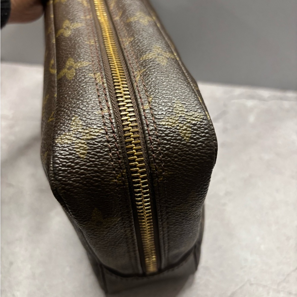 Louis Vuitton Monogram VINTAGE Trousse 23 - Picture 9 of 15